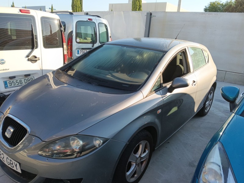 SEAT LEON (1P1)