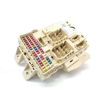CAJA RELES / FUSIBLES 91951CJ241 