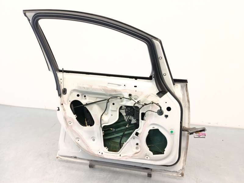 Recambio de puerta delantera izquierda para opel astra j sports tourer (p10) 1.6 cdti (35) referencia OEM IAM 13330765 - Blanco 4