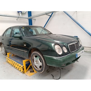 mercedes-benz clase e (w210) del año 2002