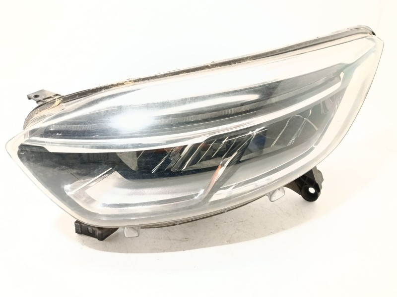 FARO IZQUIERDO 260609454R 01297731