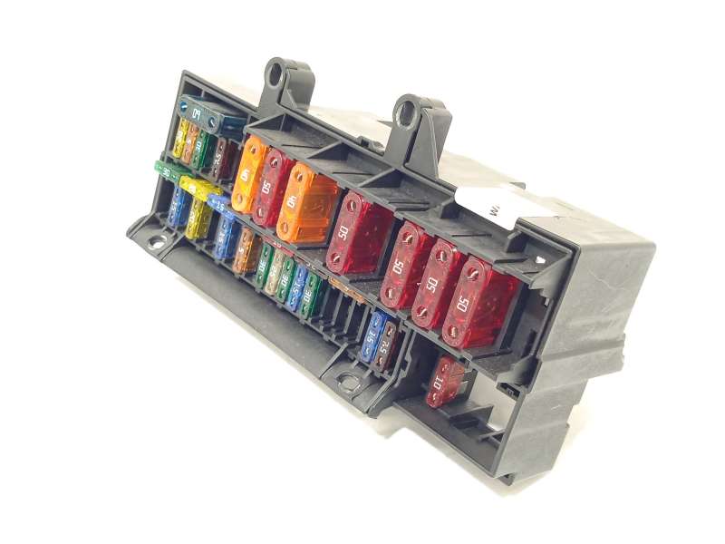 Recambio de caja reles / fusibles para bmw 7 (e65, e66, e67) 730 d referencia OEM IAM 61136900582 - Plata 2