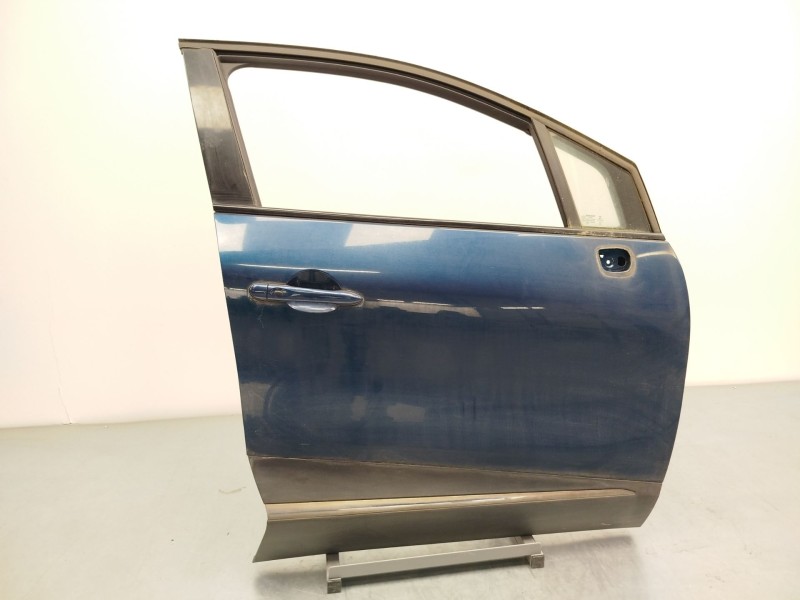 PUERTA DELANTERA DERECHA 801009996R 