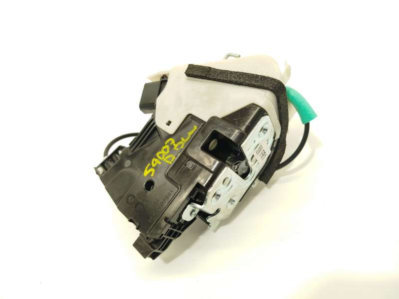 CERRADURA PUERTA DELANTERA DERECHA 813D0BE010 