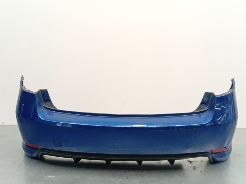 PARAGOLPES TRASERO 57704FG050 