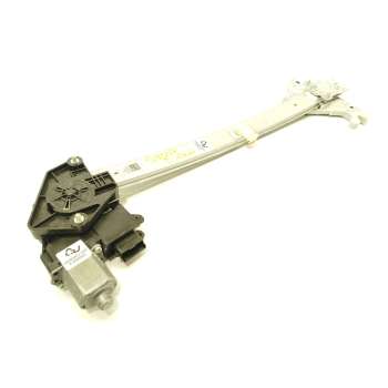 ELEVALUNAS DELANTERO DERECHO 82402BE010 82460BE010 013082302V
