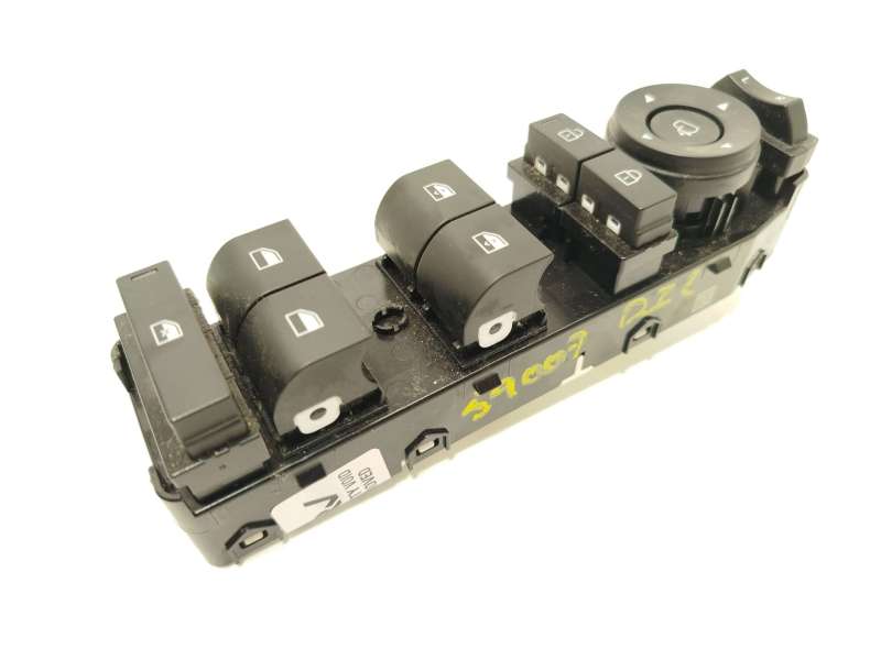 MANDO ELEVALUNAS DELANTERO IZQUIERDO 93571BE470NNB 