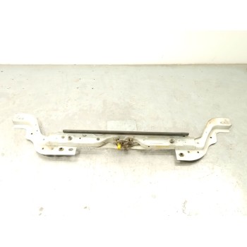 Recambio de travesaño superior para citroën nemo monospace 1.3 hdi 75 referencia OEM IAM 7106F6  