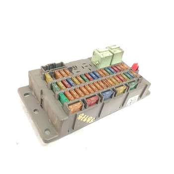 CAJA RELES / FUSIBLES 6906600 61136906600 