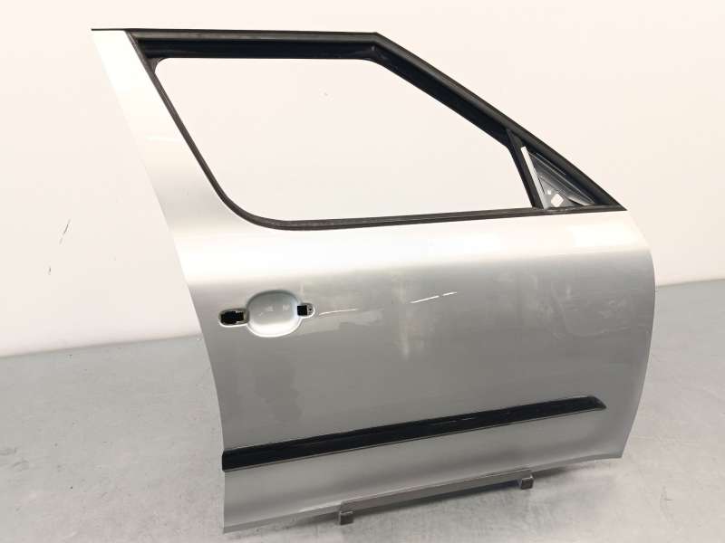 Recambio de puerta delantera derecha para skoda yeti (5l) 1.2 tsi referencia OEM IAM 5L0831056 - Plata 2