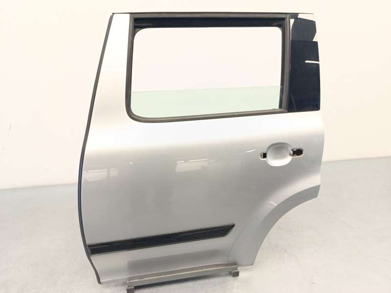PUERTA TRASERA IZQUIERDA 5L0833055 