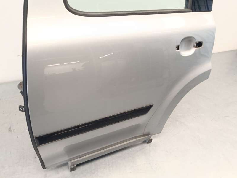 Recambio de puerta trasera izquierda para skoda yeti (5l) 1.2 tsi referencia OEM IAM 5L0833055 - Plata 3