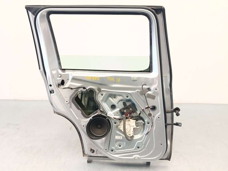 Recambio de puerta trasera izquierda para skoda yeti (5l) 1.2 tsi referencia OEM IAM 5L0833055 - Plata 4
