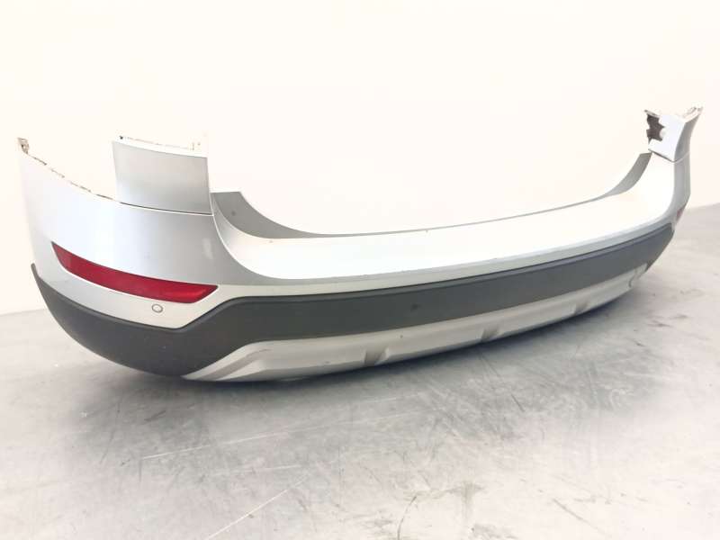 PARAGOLPES TRASERO 5L6807421C 
