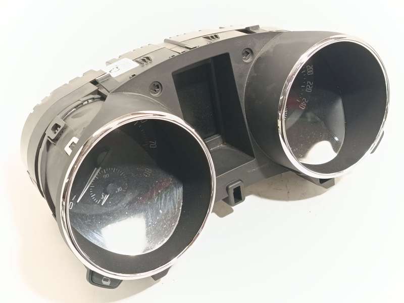 CUADRO INSTRUMENTOS 5L0920840S1QB 