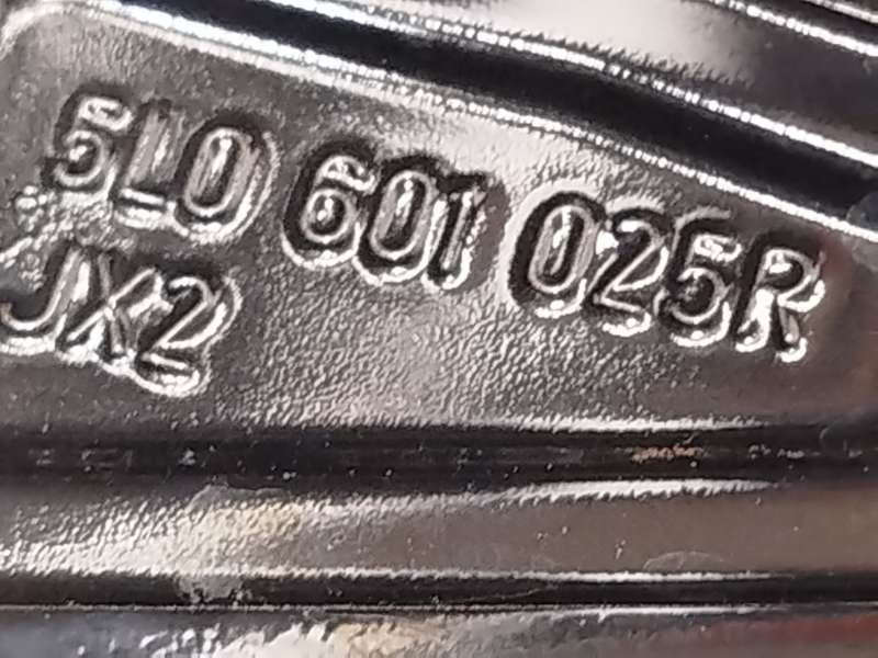 Recambio de llanta para skoda yeti (5l) 1.2 tsi referencia OEM IAM 5L0601025RJX2 - Plata 6