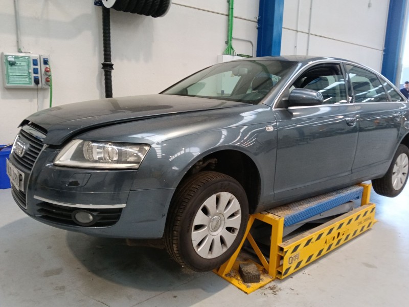 AUDI A6 C6 (4F2)