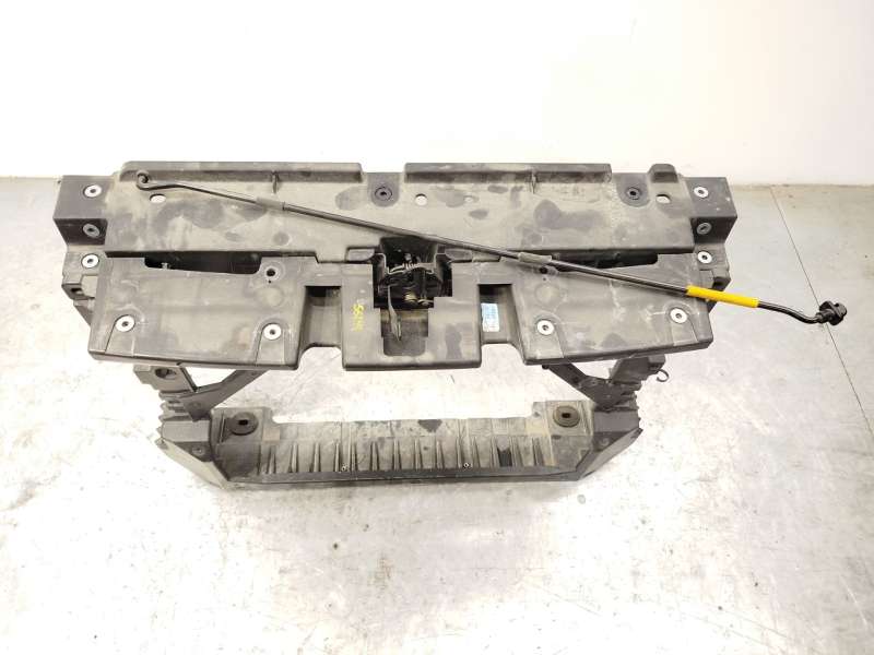 Recambio de panel frontal para mg zs suv (azs1) 1.5 vti referencia OEM IAM 10225669 - Negro 2