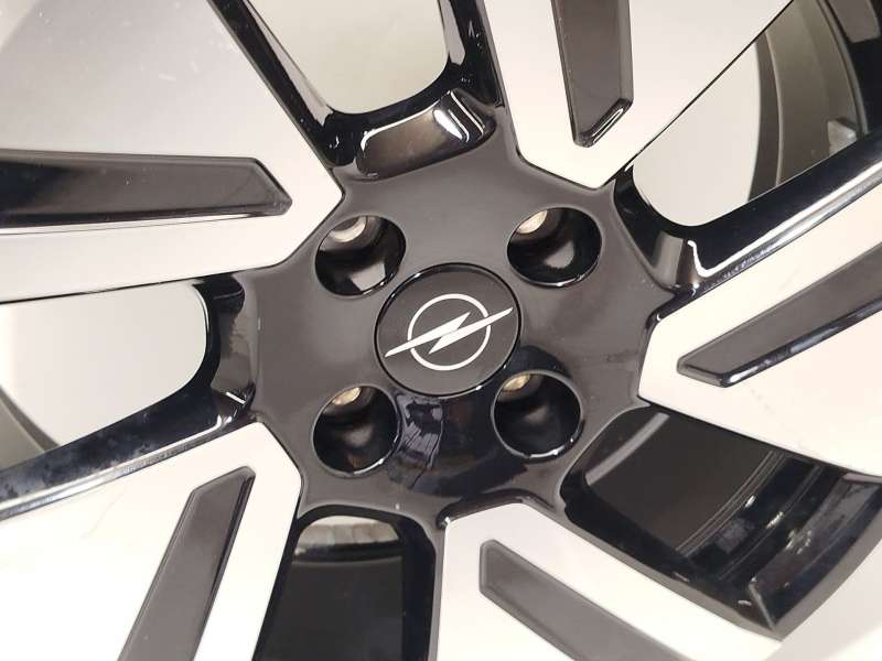 Recambio de llanta para opel frontera gs 1.2 t xht hybrid edct6 s/s 145 referencia OEM IAM 9851549080 - Azul 4