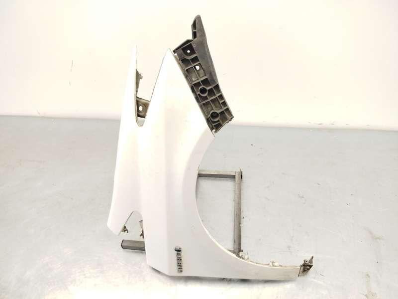 Recambio de aleta delantera derecha para toyota prius (_w3_) 1.8 hybrid (zvw3_) referencia OEM IAM 5380147050 - Blanco 3