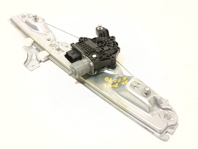 ELEVALUNAS DELANTERO DERECHO 807006UA1B E42942105