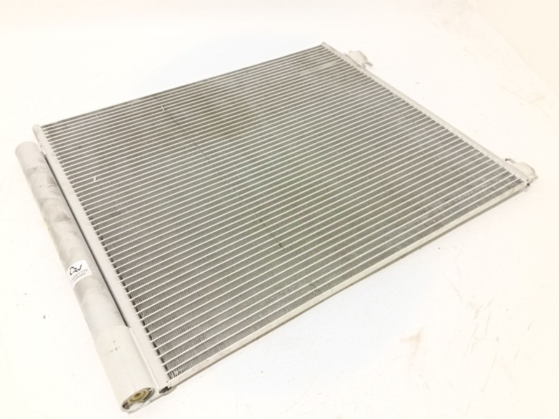 CONDENSADOR / RADIADOR AIRE ACONDICIONADO 9211000Q0E 