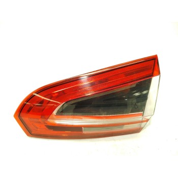 PILOTO TRASERO DERECHO INTERIOR AM2113A602AF 1747110 