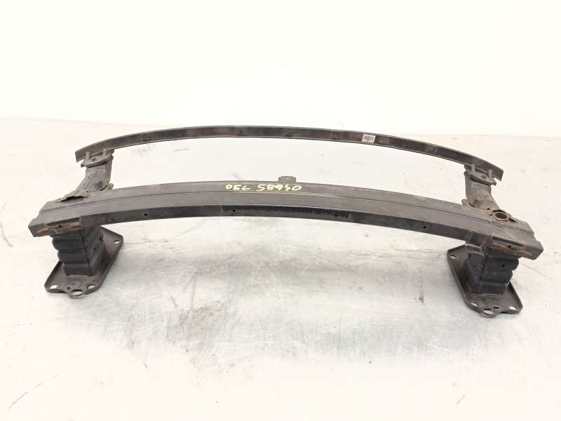 Recambio de refuerzo paragolpes delantero para kia carens iv 1.7 crdi referencia OEM IAM 86530A4000 - Blanco 2
