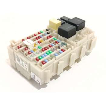 CAJA RELES / FUSIBLES 252368397R 