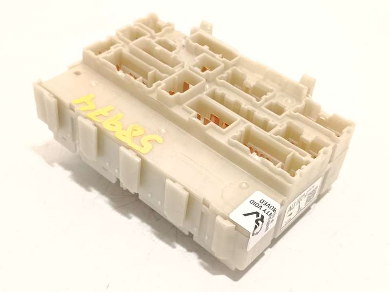 Recambio de caja reles / fusibles para renault austral tce 130 referencia OEM IAM 252368397R - Gris 3
