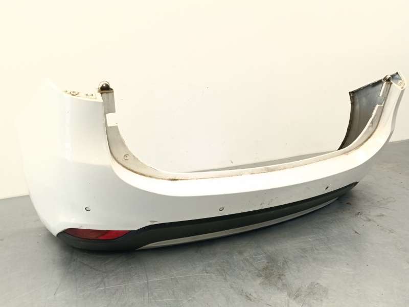 PARAGOLPES TRASERO 86611A4010 