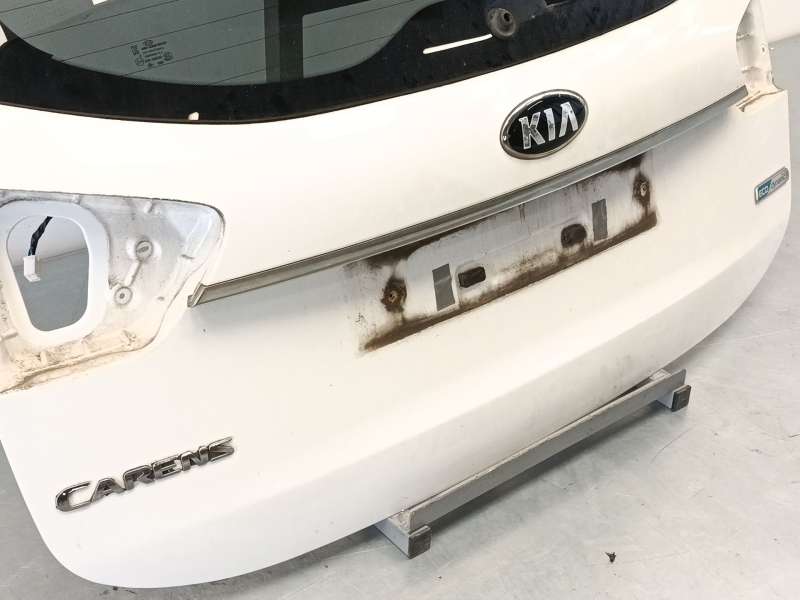 Recambio de porton trasero para kia carens iv 1.7 crdi referencia OEM IAM 73700A4040 - Blanco 3
