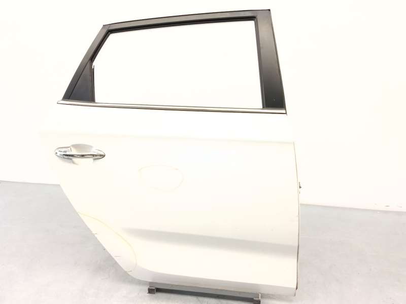 PUERTA TRASERA DERECHA 77004A4000 