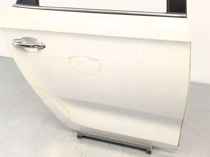 Recambio de puerta trasera derecha para kia carens iv 1.7 crdi referencia OEM IAM 77004A4000 - Blanco 3