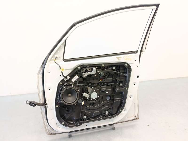 Recambio de puerta delantera derecha para kia carens iv 1.7 crdi referencia OEM IAM 76004A4000 - Blanco 4