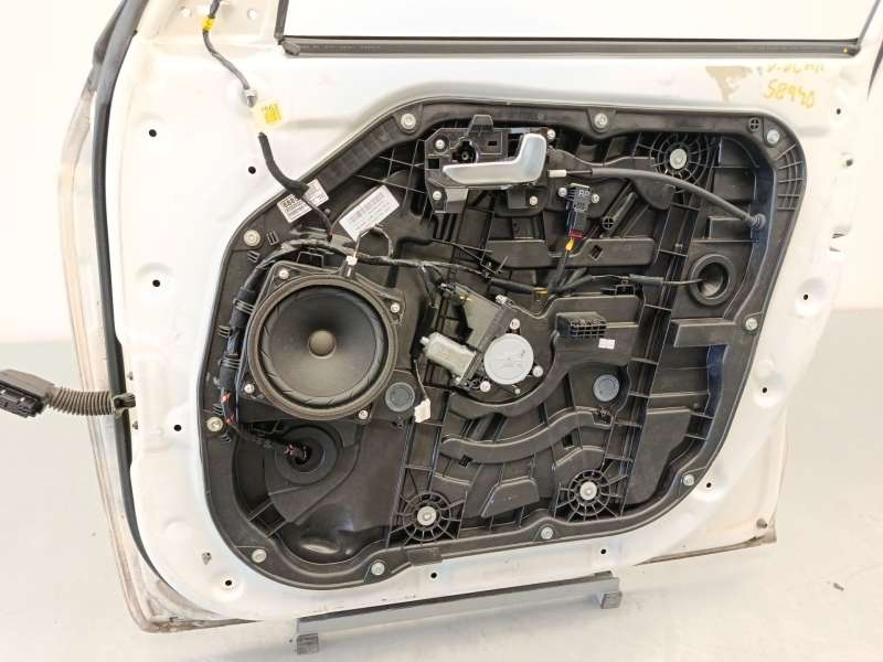 Recambio de puerta delantera derecha para kia carens iv 1.7 crdi referencia OEM IAM 76004A4000 - Blanco 5