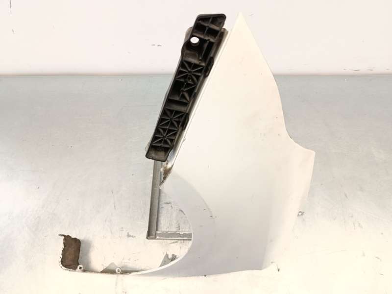 Recambio de aleta delantera izquierda para kia carens iv 1.7 crdi referencia OEM IAM 66311A4000 - Blanco 3