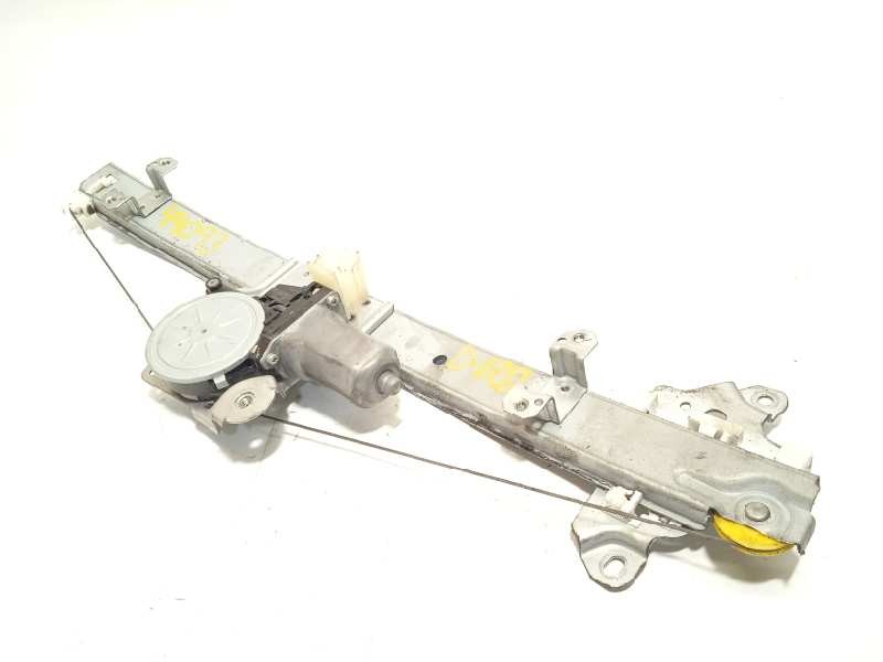 ELEVALUNAS DELANTERO IZQUIERDO 807304CA1A 0620403410