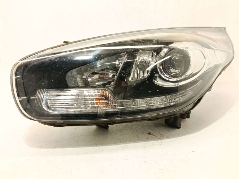 Recambio de faro izquierdo para kia carens iv 1.7 crdi referencia OEM IAM 92101A4180 - Blanco 2