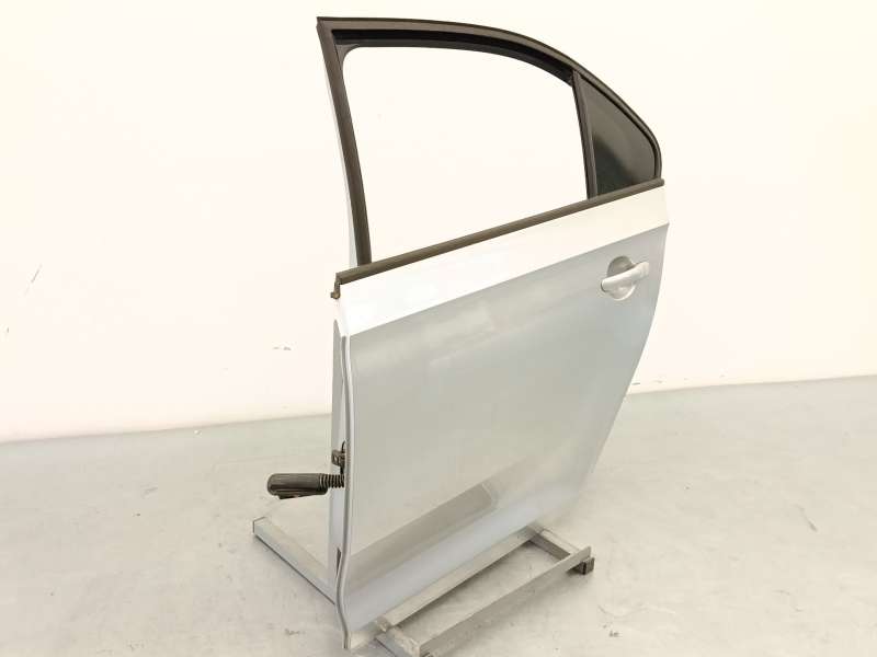 Recambio de puerta trasera izquierda para seat toledo iv (kg3) 1.6 tdi referencia OEM IAM 5JA833051C - Plata 2
