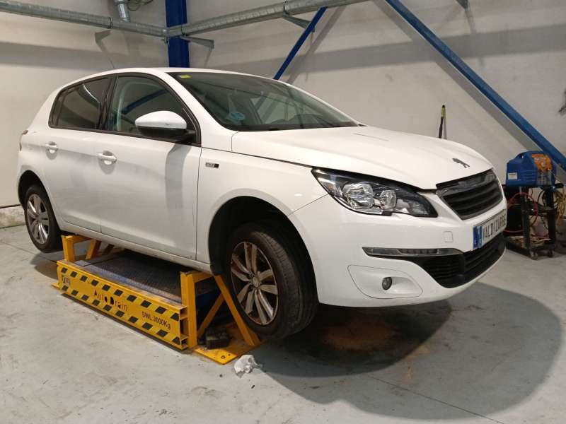 PEUGEOT 308 II (LB_, LP_, LW_, LH_, L3_)