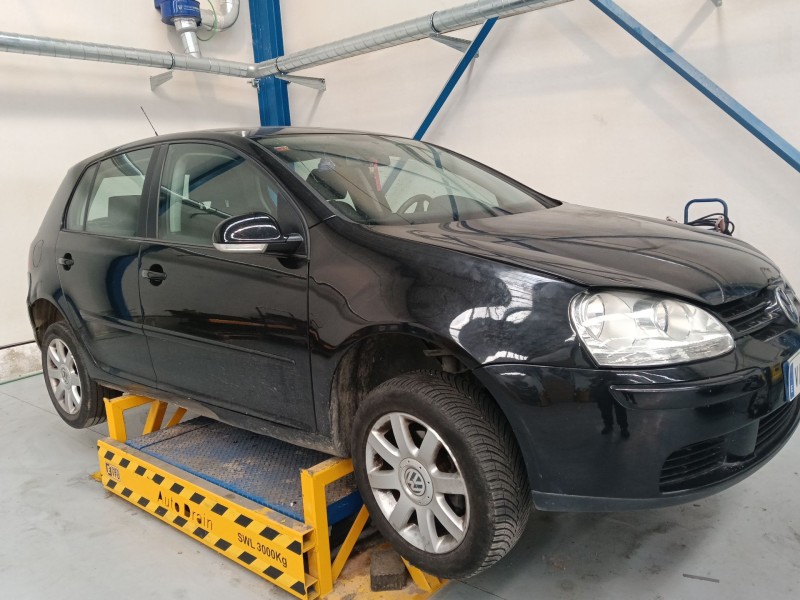 VOLKSWAGEN GOLF V (1K1)