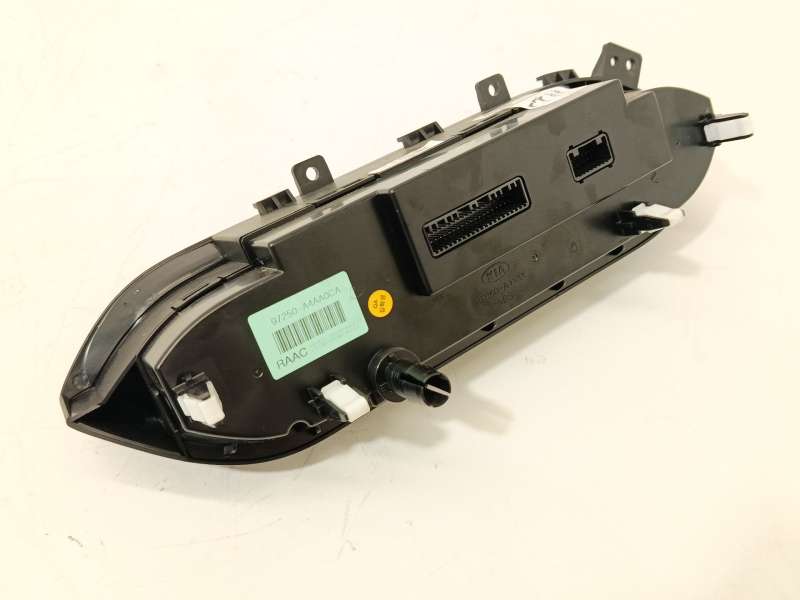 Recambio de mando climatizador para kia carens iv 1.7 crdi referencia OEM IAM 97250A4AA0CA - Blanco 3