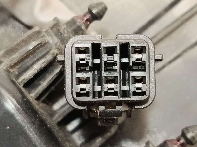 Recambio de piloto trasero derecho para kia carens iv 1.7 crdi referencia OEM IAM 92402A4120 - Blanco 4