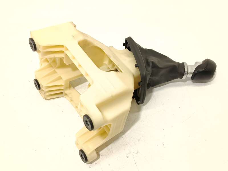 Recambio de palanca cambio para kia carens iv 1.7 crdi referencia OEM IAM 43700A4010 - Blanco 2