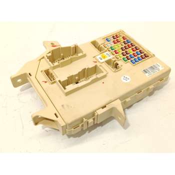 CAJA RELES / FUSIBLES 91950A4510 