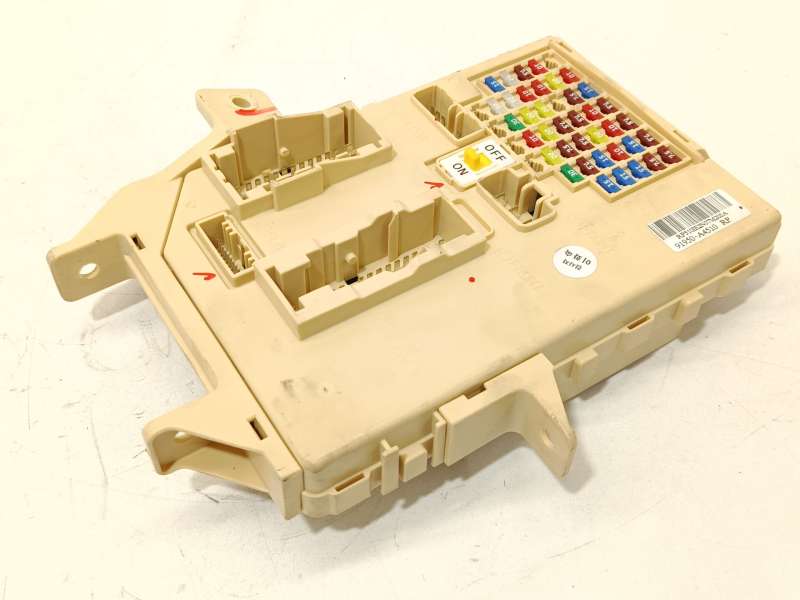 CAJA RELES / FUSIBLES 91950A4510 