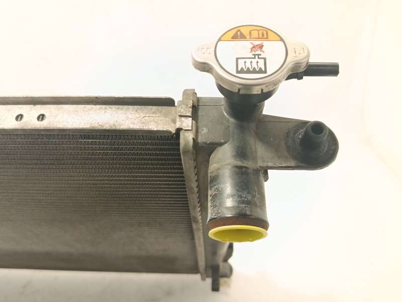 Recambio de radiador agua para kia carens iv 1.7 crdi referencia OEM IAM 25310A4560 - Blanco 5