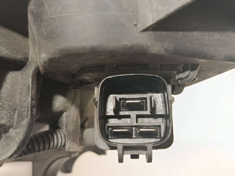 Recambio de electroventilador para kia carens iv 1.7 crdi referencia OEM IAM 25380A4510 - Blanco 3