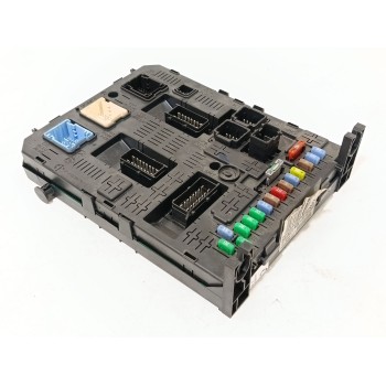 CAJA RELES / FUSIBLES 966405908002 657062 